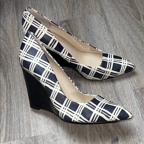 Coach Leather Black and Cream Plaid Heels Size 9 B - Picture 7 of 16